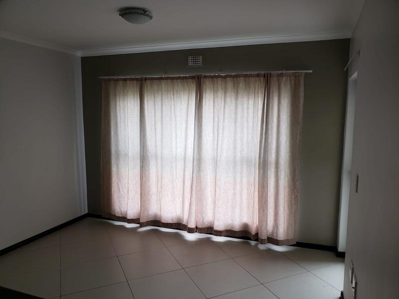 To Let 2 Bedroom Property for Rent in Buh Rein Estate Western Cape